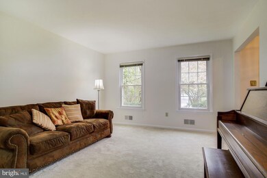 11108 Pinion Ct, North Potomac, MD 20878 - photo 3