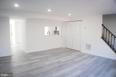 10597 Delfield Ct, Laurel, MD 20723 - photo 6