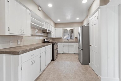 6869 Burwood Ln, Dallas, TX 75214 - photo 6