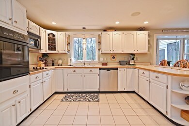 94 Windsor Ave, Acton, MA 01720 - photo 6