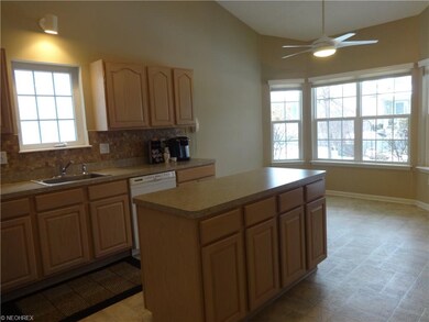Eat-in kitchen