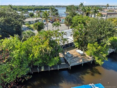 2425 SW Hideaway Ln, Stuart, FL 34994 - photo 4