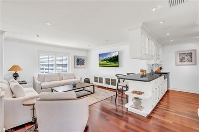 271 Broad Ave S unit 202, Naples, FL 34102 - photo 2