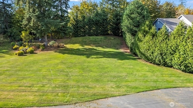 13724 7th St SW, Puyallup, WA 98373 - photo 3