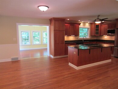 16 Slingerlands St, Slingerlands, NY 12159 - photo 4