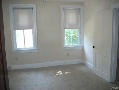 460 New St, Freemansburg, PA 18017 - photo 7