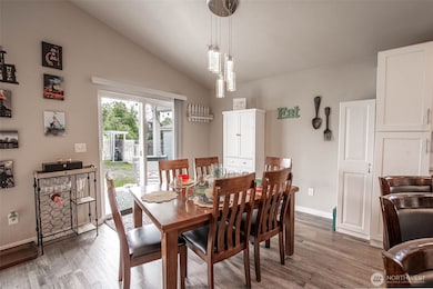 3414 N Lee St, Spokane, WA 99207 - photo 3