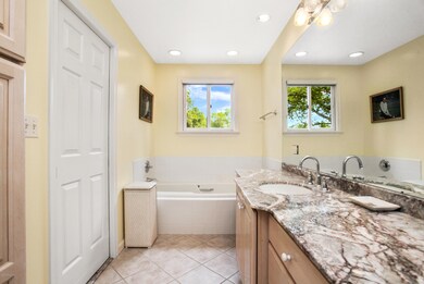 607 W Lyon Farm Dr, Greenwich, CT 06831 - photo 6