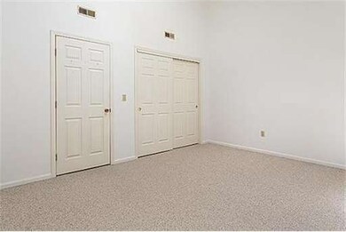 115 Tennis Plaza Rd unit 6, Dracut, MA 01826 - photo 7