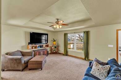 203 SE 44th Terrace, Topeka, KS 66609 - photo 7