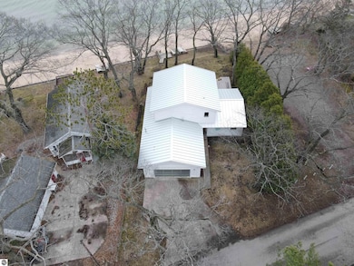 745 S Crescent Ave, Au Gres, MI 48703 - photo 5