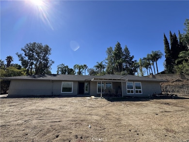 15521 Saddleback Rd, Riverside, CA 92506 - photo 4
