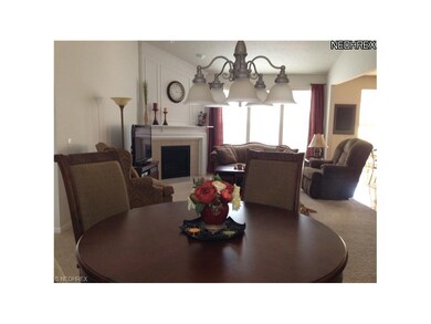 Great Room & Dining Rm