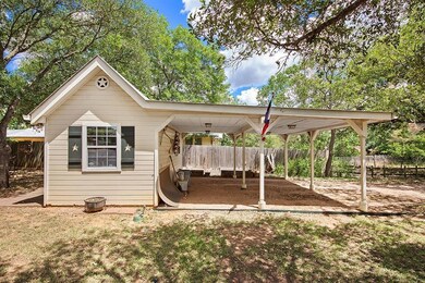 1203 N Adams St, Fredericksburg, TX 78624 - photo 6