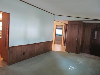 5 Living room