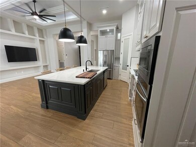 806 Dove St, Alamo, TX 78516 - photo 7