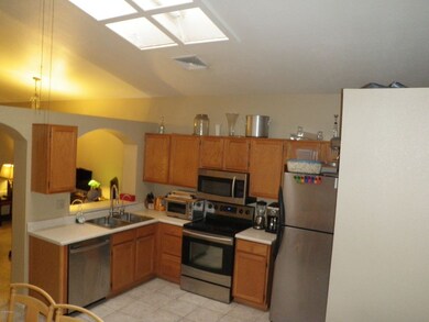 902 E Hearne Way, Gilbert, AZ 85234 - photo 2