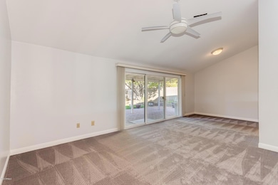 5524 W Hatcher Rd, Glendale, AZ 85302 - photo 4