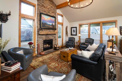 19521 Sugar Mill Loop, Bend, OR 97702 - photo 4