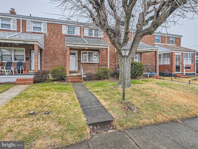 2810 Kirkleigh Rd, Dundalk, MD 21222 - photo 2