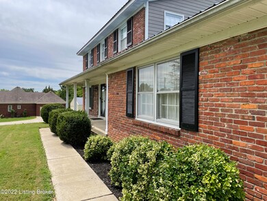 6118 Beulah Church Rd, Louisville, KY 40228 - photo 4