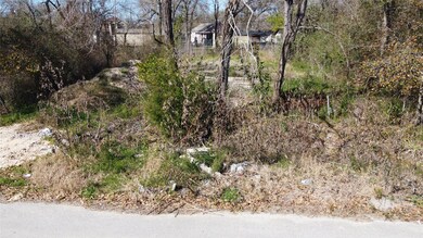 1072 Junell St, Houston, TX 77088 - photo 4