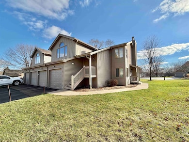 5205 Preservation Pointe Dr, Loves Park, IL 61111 - photo 2