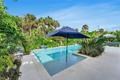 Salt water pool