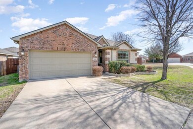 1300 Clear Creek Dr, Wylie, TX 75098 - photo 2