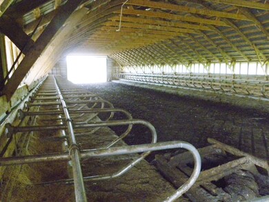 2707 Hudson Rd, West Charleston, VT 05872 - photo 6