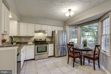 5 Sky Blue Ct, Germantown, MD 20874 - photo 2