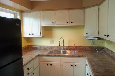 449 Barwood Dr, Columbus, OH 43230 - photo 6