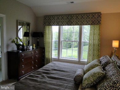 9833 Solar Course, Laurel, MD 20723 - photo 4