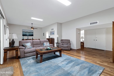 10334 W Manzanita Dr-9