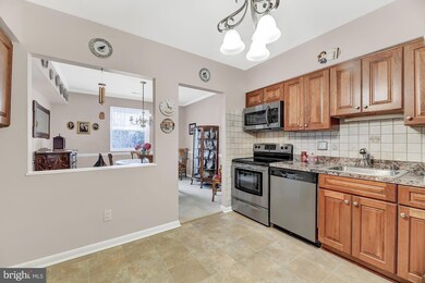 1 Elphin Ct unit 202, Lutherville Timonium, MD 21093 - photo 2