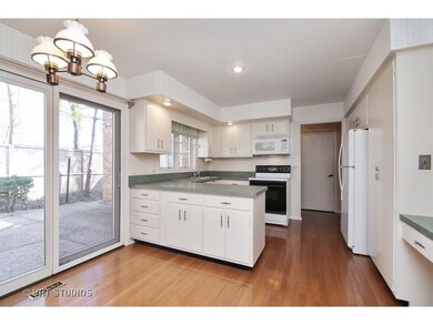 1933 Somerset Ln unit 62, Northbrook, IL 60062 - photo 4