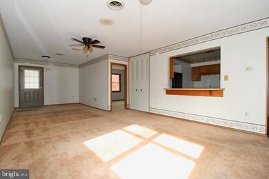 226 Wakefield Rd unit 230, Hagerstown, MD 21740 - photo 2