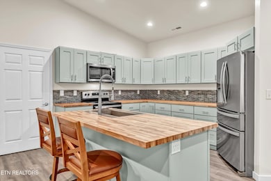 09-263 Mountain View Cir-9
