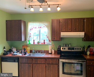 1475 Mount Holly Rd unit P8, Beverly, NJ 08010 - photo 6