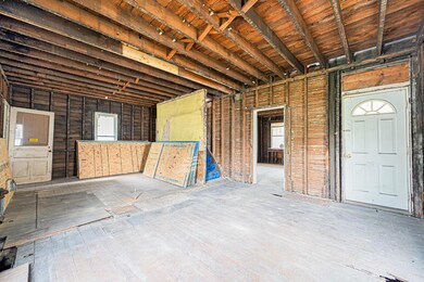 582 Siebert St, Columbus, OH 43206 - photo 7