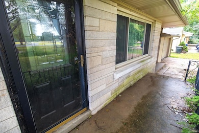 6066 Indian Dr, Newburgh, IN 47630 - photo 2