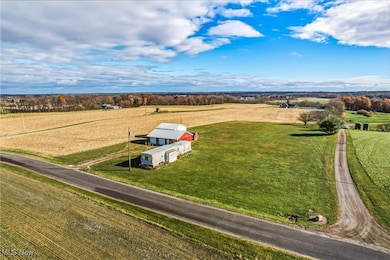 5188 Bandy Rd, Homeworth, OH 44634 - photo 6