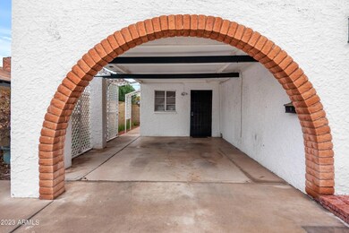 03-Carport