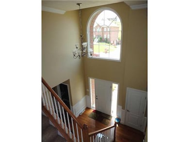 Entry/Foyer.