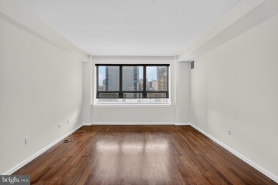 Aria the Condominium unit 15F, Philadelphia, PA 19102 - photo 5