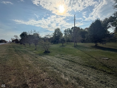 219 N Wabash St, Cayuga, IN 47928 - photo 4