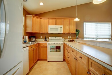 3152 Southwest Juniper Avenue MLS-182