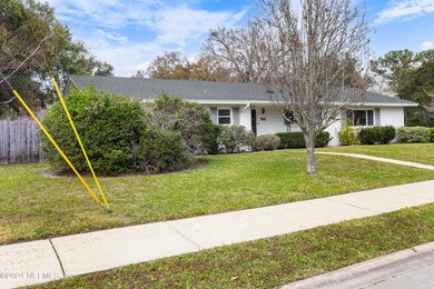 704 Acapulco Rd, Jacksonville, FL 32216 - photo 2
