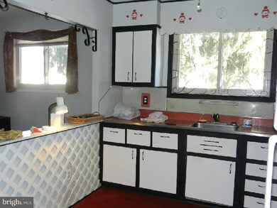 1118 Laurel Rd, Beverly, NJ 08010 - photo 7