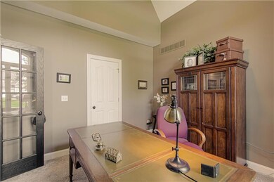 18765 S Alden St, Olathe, KS 66062 - photo 6